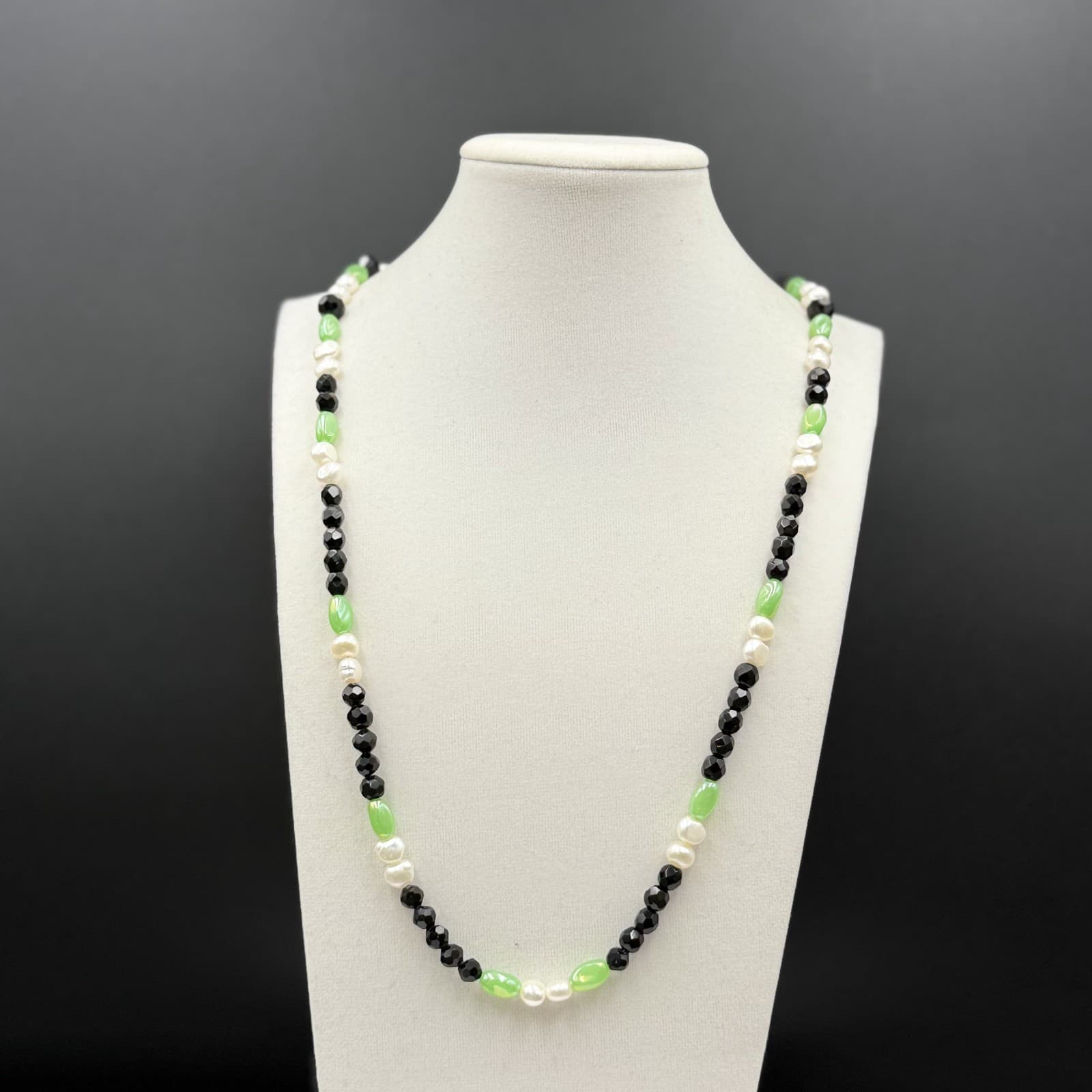 Vintage Black Green Glass & Faux Pearl Bead Necklace Mod Retro Chic - Thumbnail 4