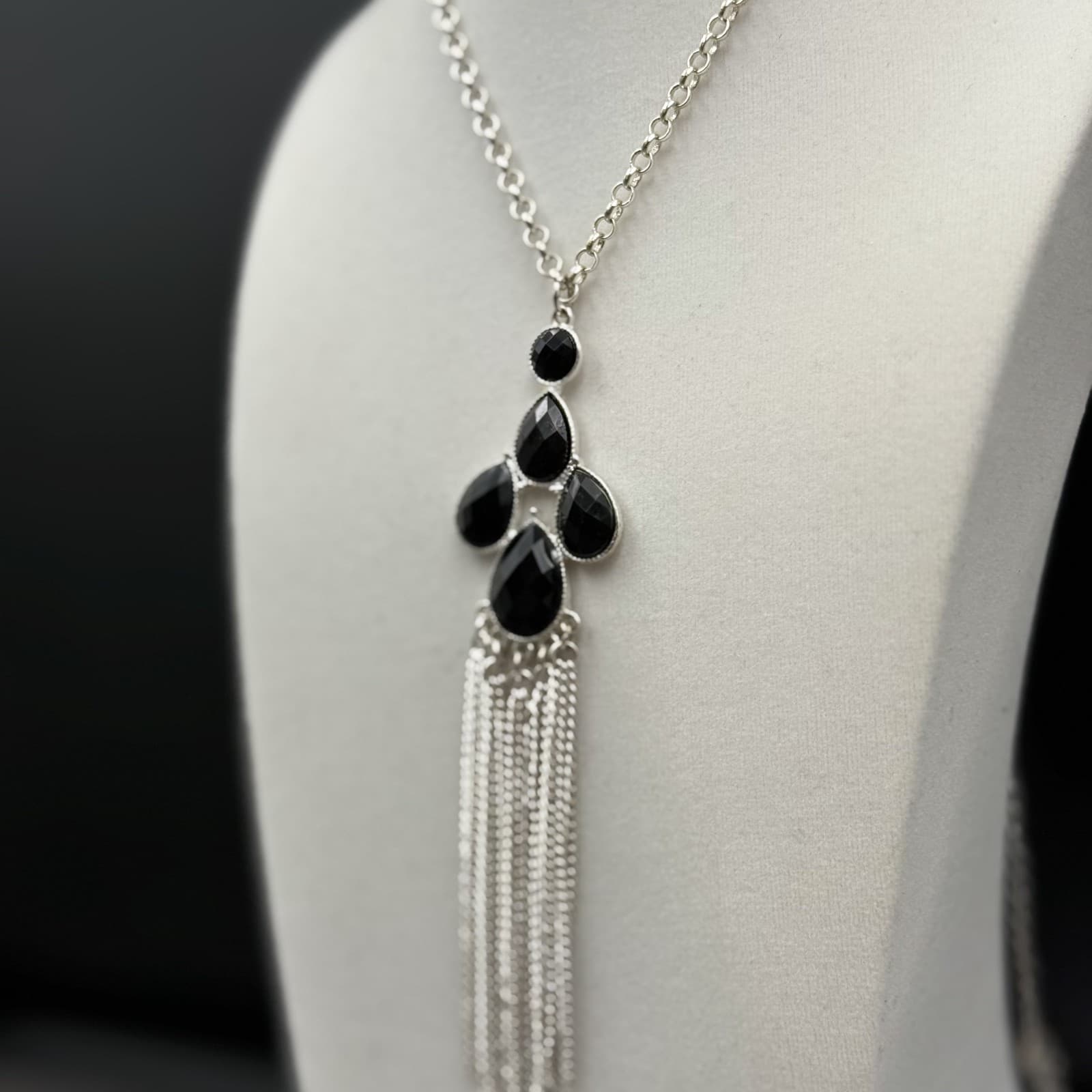 Vintage Silver Black Teardrop Pendant Necklace w/ Chain Tassel Glam - Thumbnail 5
