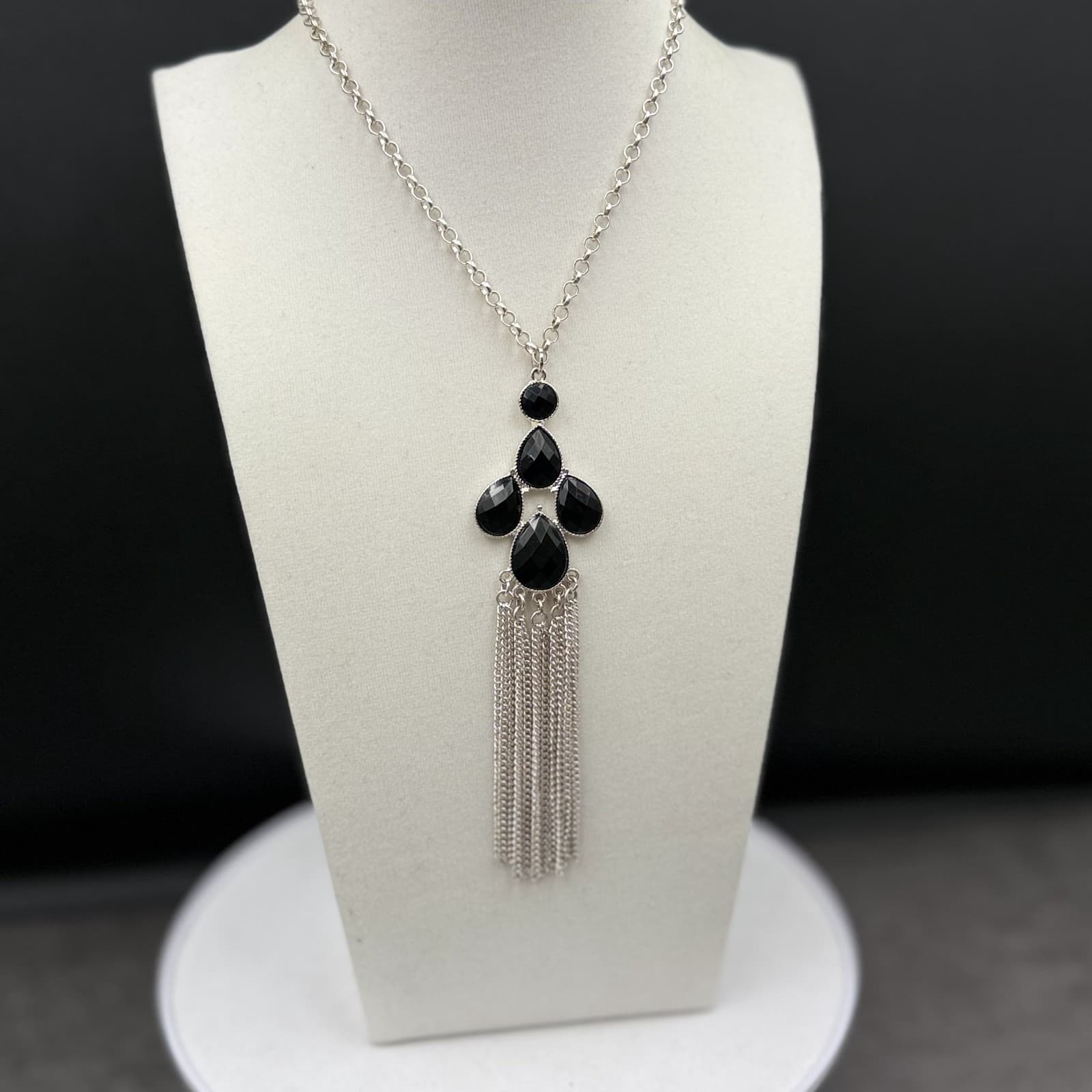 Vintage Silver Black Teardrop Pendant Necklace w/ Chain Tassel Glam - Thumbnail 4