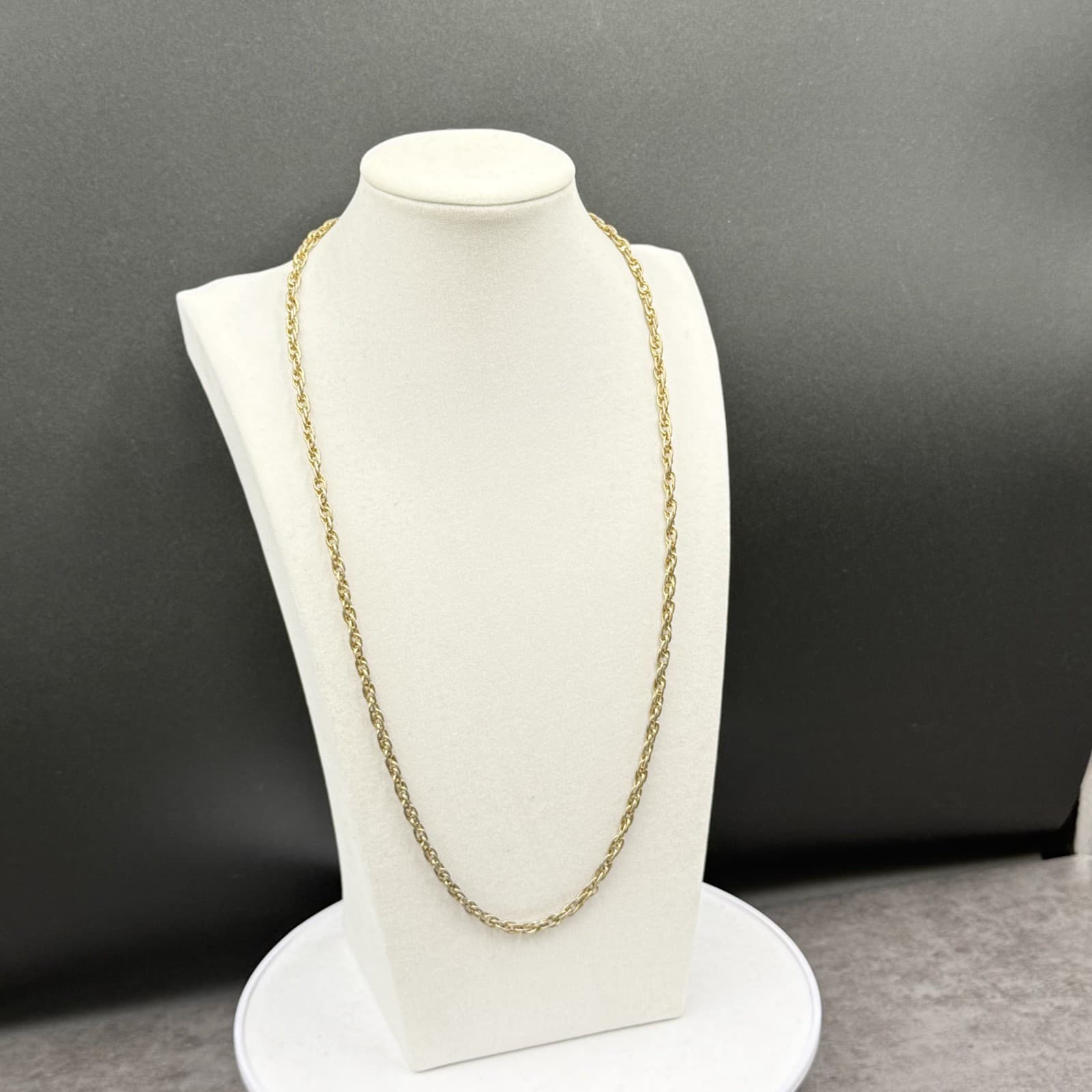 Vintage Gold-Tone Rope Chain Necklace Classic Unisex Layering Piece - Thumbnail 6