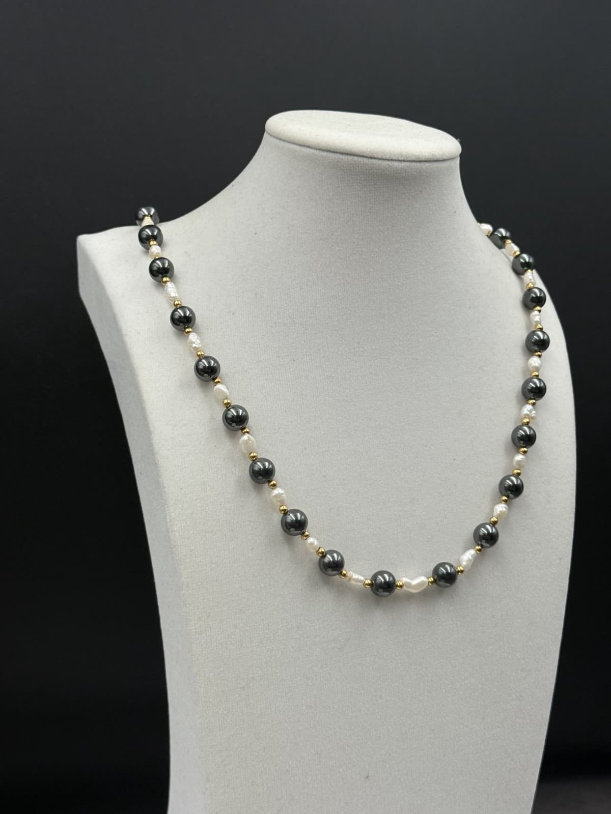 Vintage Black Hematite-Style & Pearl Bead Necklace Gold Accent Classic - Thumbnail 5