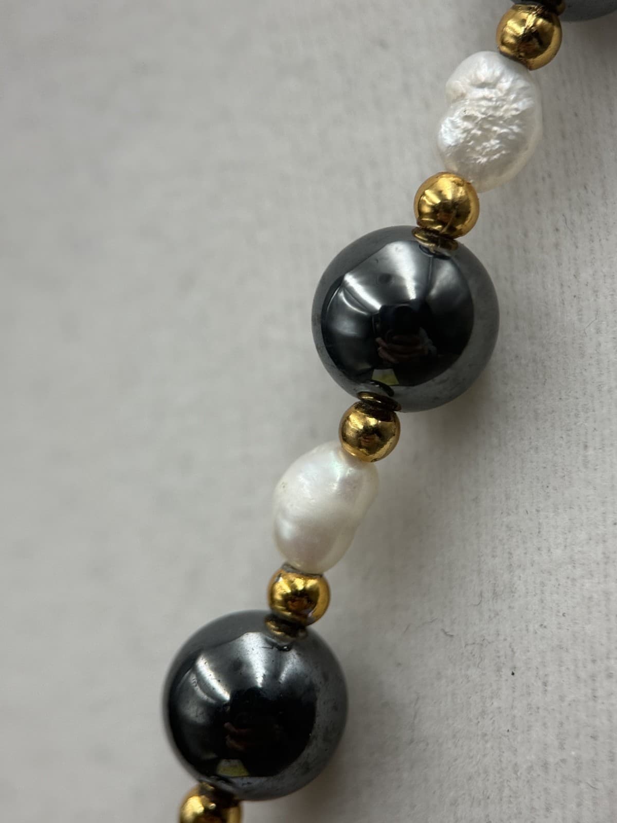 Vintage Black Hematite-Style & Pearl Bead Necklace Gold Accent Classic - Thumbnail 7