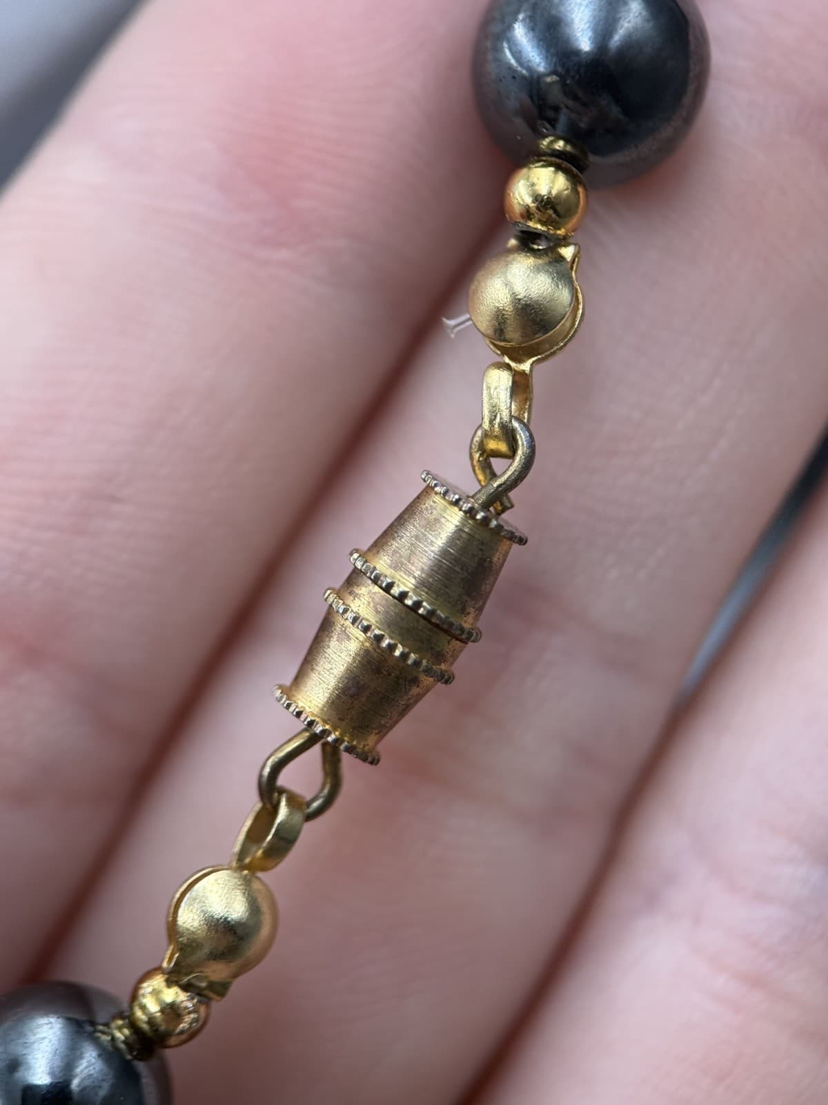 Vintage Black Hematite-Style & Pearl Bead Necklace Gold Accent Classic - Thumbnail 9