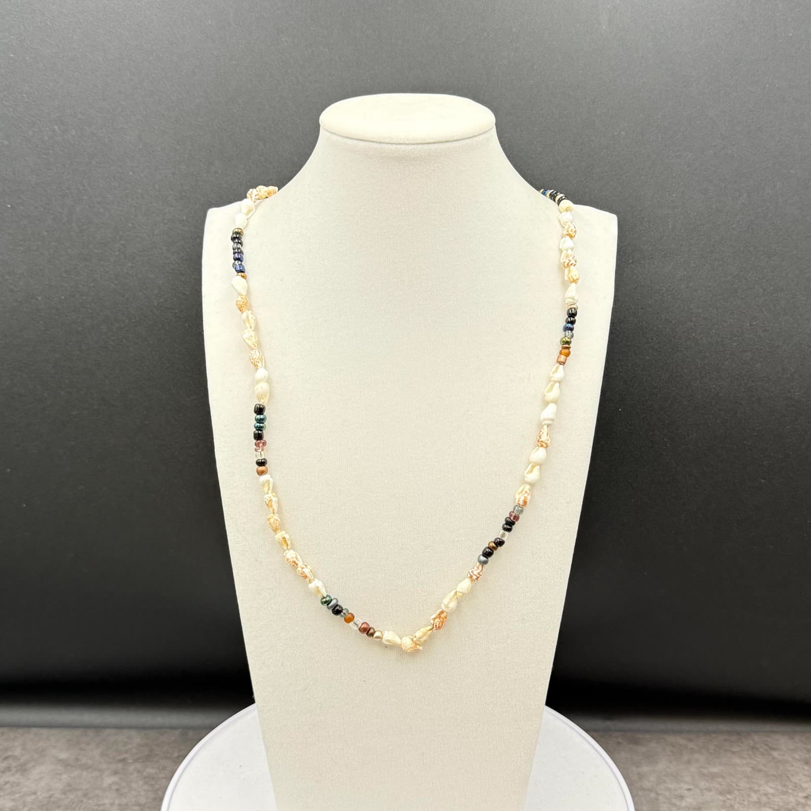 Vintage Multi-Color Shell & Glass Bead Layered Necklace Boho Y2K