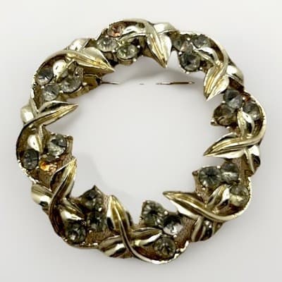 Vintage Rhinestone Wreath Brooch Silver Tone Circle Pin Sparkle Mid-Century