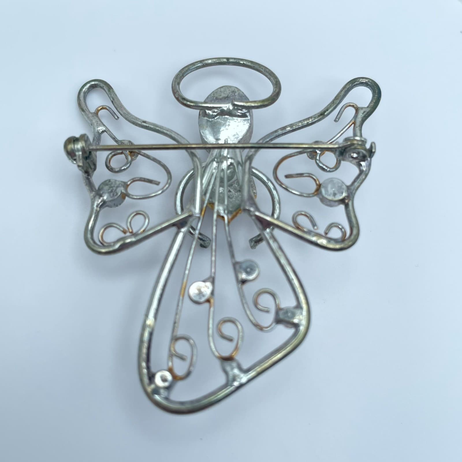 VTG Silver-Tone Engraved Metal Faceted Rhinestone Embellished Butterfly Brooch