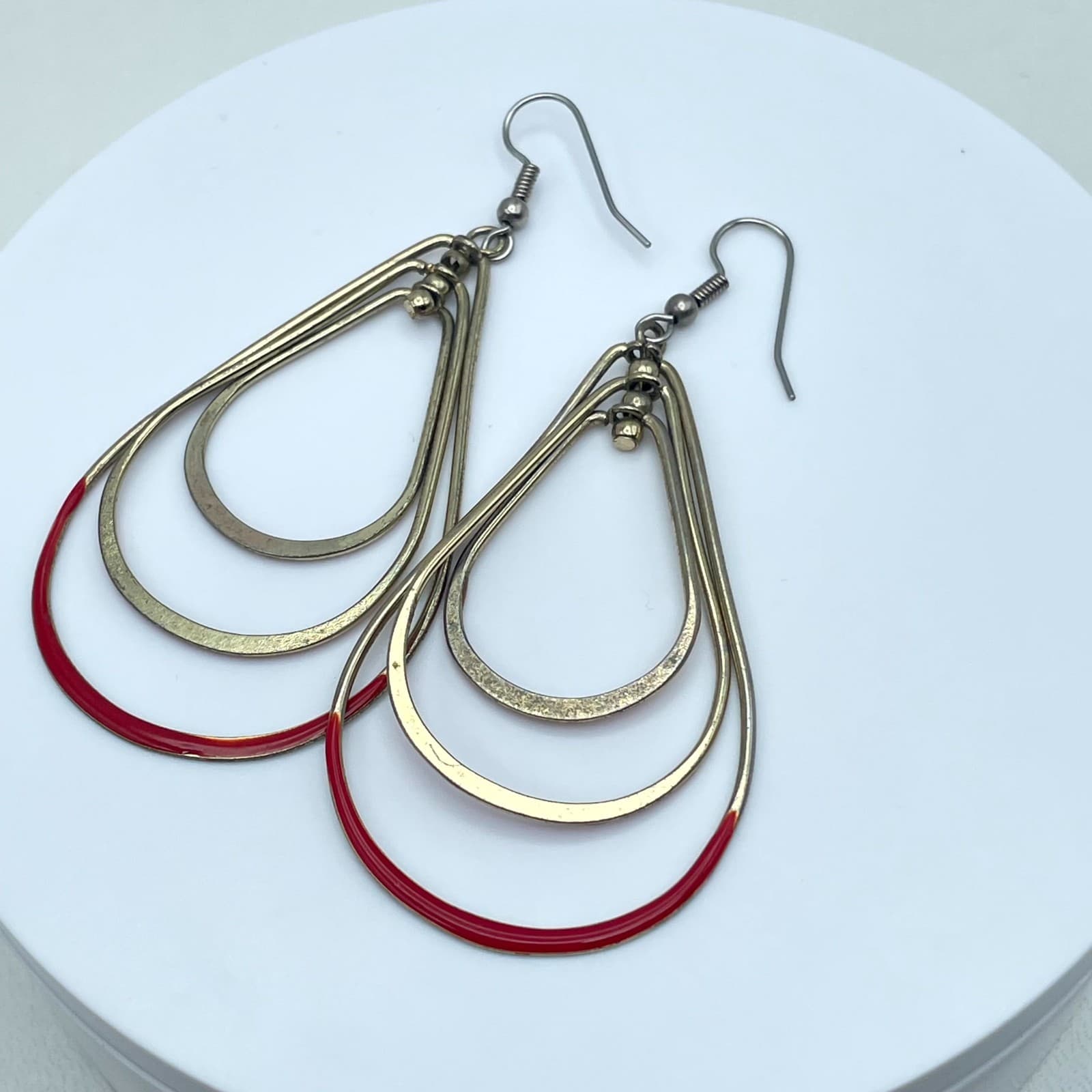VTG Gold-Tone Classic Bohemian Enamel Coated Metal Dangle French Hook Earrings