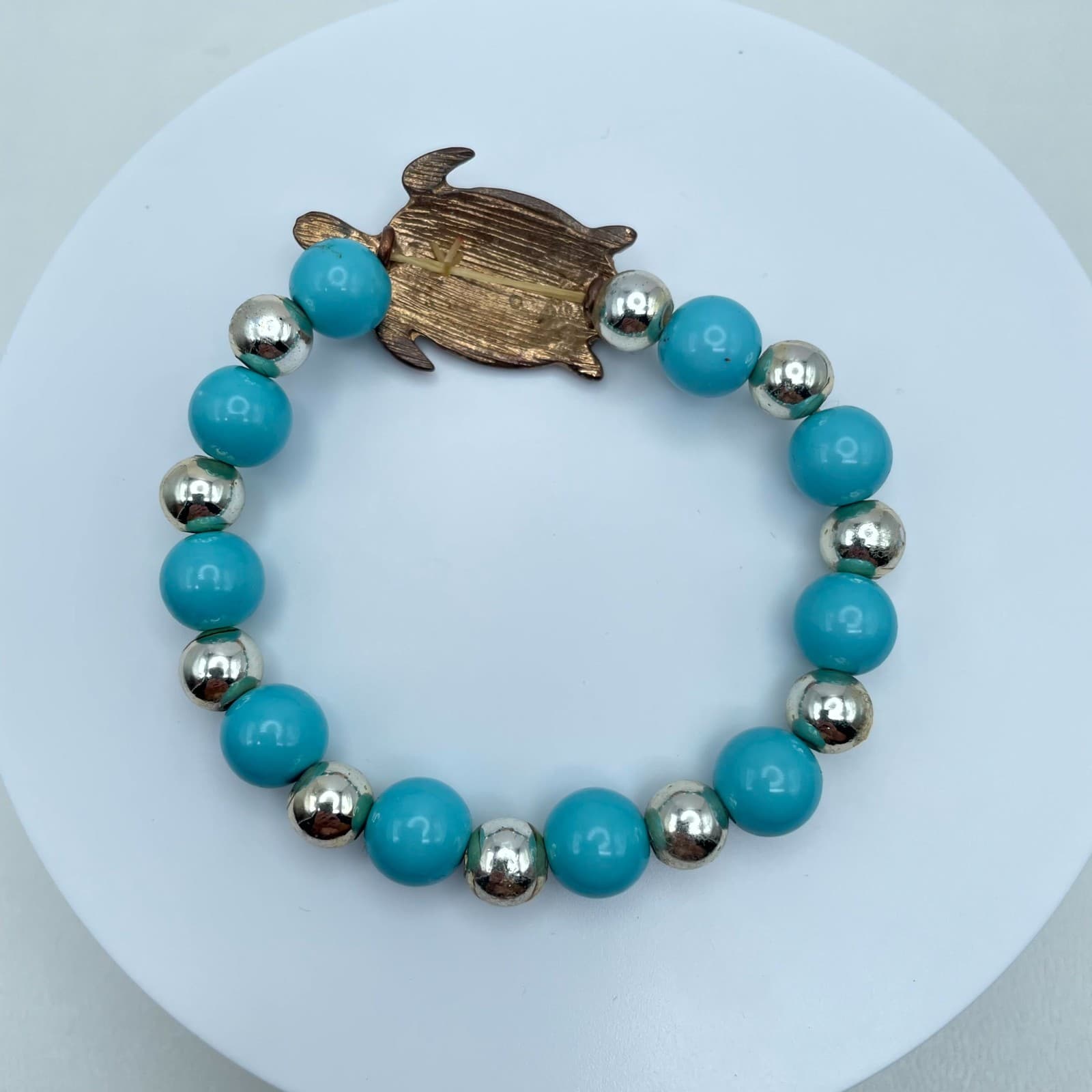 Vintage-Inspired Gold-Tone Beads Sea Turtle Motif Novelty Stretch Bracelet - Thumbnail 3