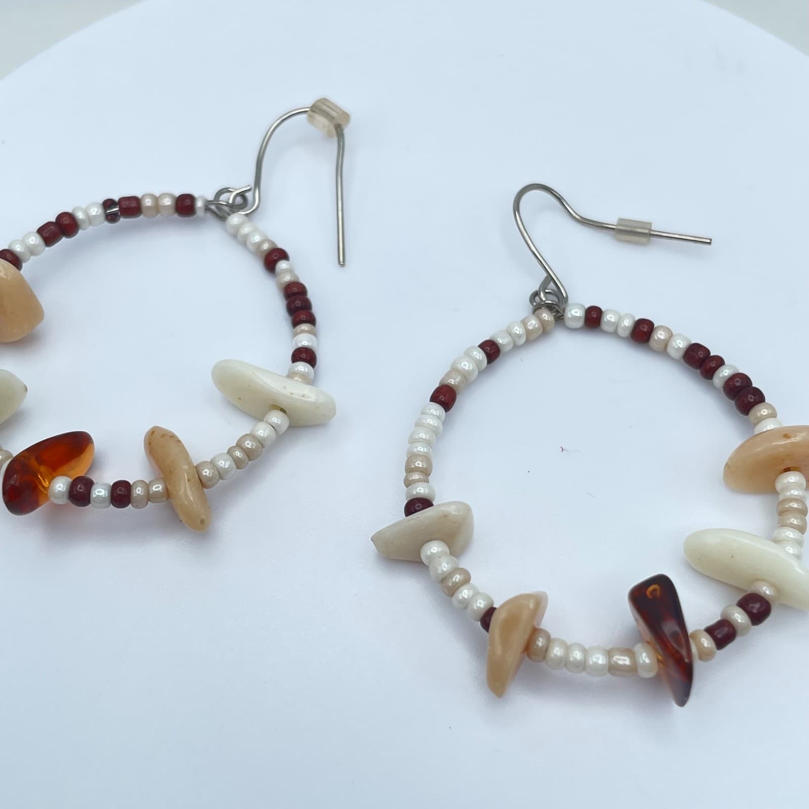 Vintage 90s Multicolor Resin Chips Beaded Hoop Earrings Silver Tone Jewelry