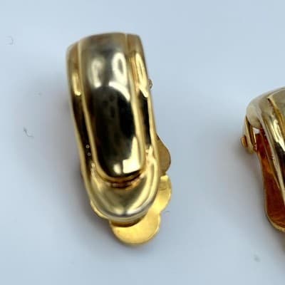 Vintage Gold-Tone Classic Fashion Hollow Pierced Ladies J-Hoop Clip-On Earrings - Thumbnail 9