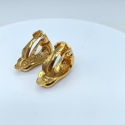 Vintage Gold-Tone Classic Fashion Hollow Pierced Ladies J-Hoop Clip-On Earrings - Thumbnail 4