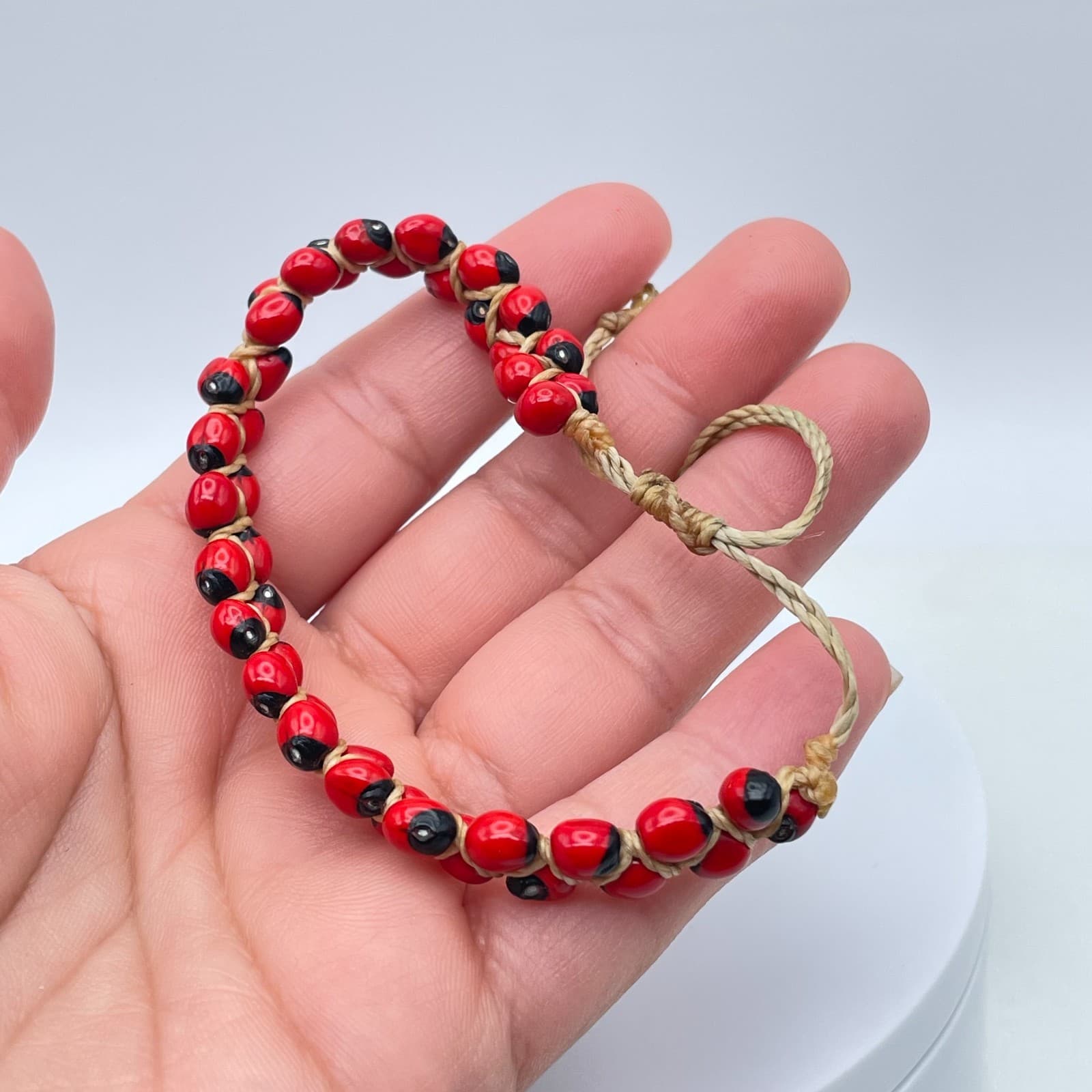 Vintage Y2K Red Black Seed Bead Bracelet Adjustable Macrame Boho Bracelet - Thumbnail 5