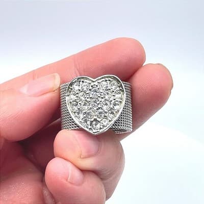 Silver-Tone Mesh Style Pave Rhinestone Heart-Shaped Top Class Band Cocktail Ring - Thumbnail 2