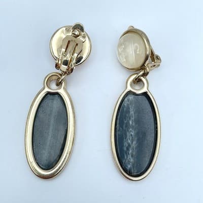 Vintage Gold-Tone Moonstone Bezel Poured Enamel Cabochon Clip-on Dangle Earrings - Thumbnail 2