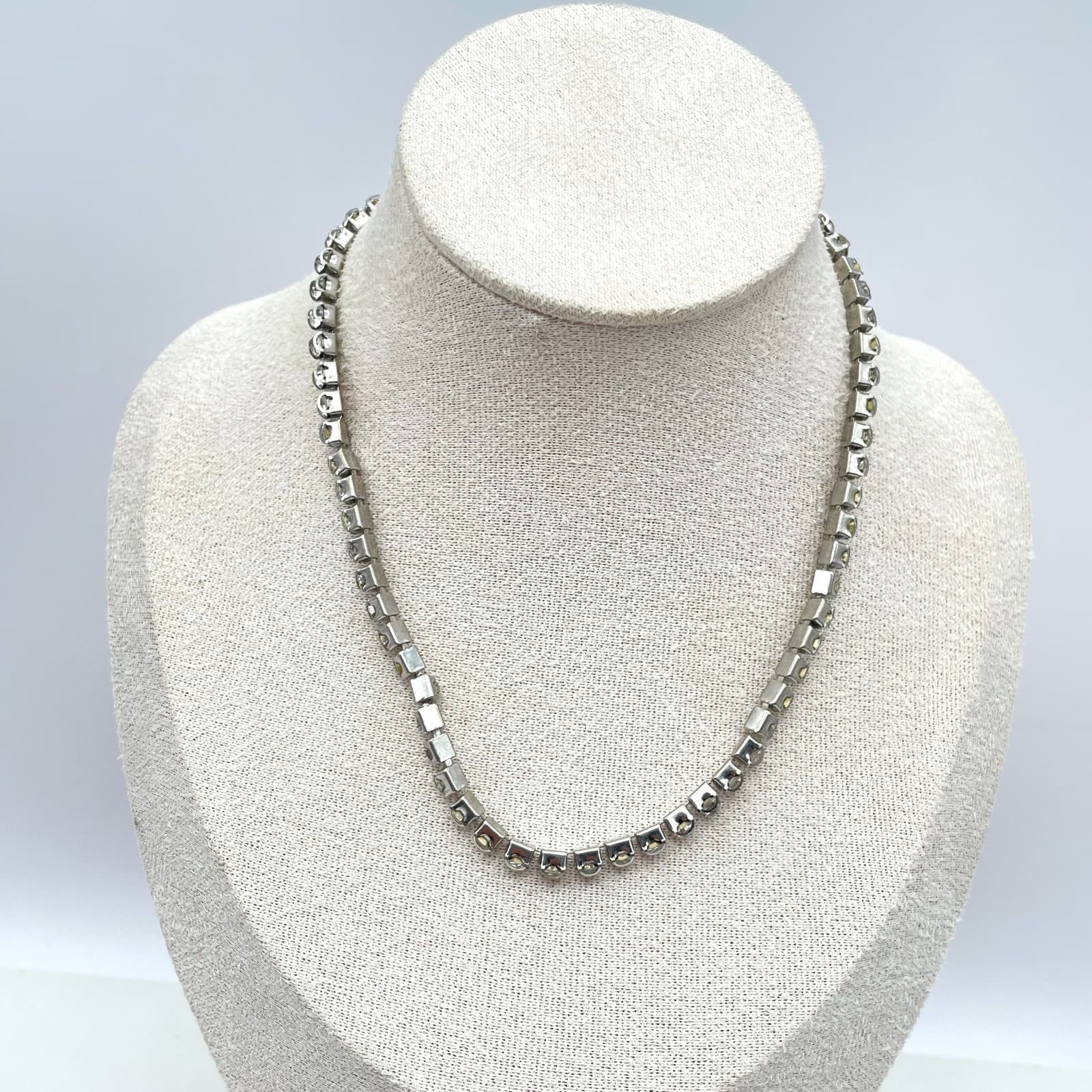 Vintage Silver-Tone Box Chain Prong Rhinestone Tennis Choker Rivière Necklace - Thumbnail 2
