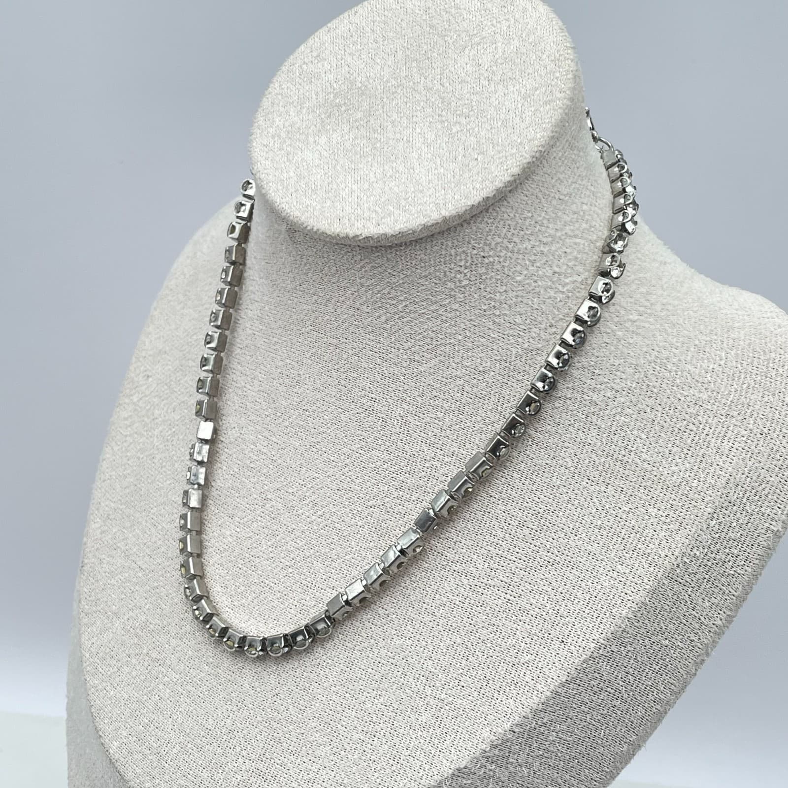 Vintage Silver-Tone Box Chain Prong Rhinestone Tennis Choker Rivière Necklace - Thumbnail 5