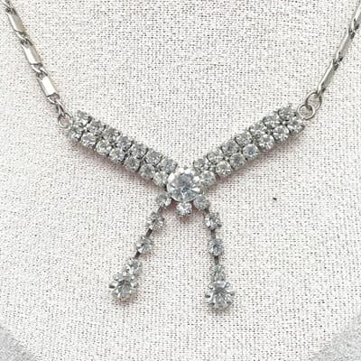Vintage 1950s Silver-Tone Prong Rhinestone Embellished Choker Lariat Necklace - Thumbnail 4