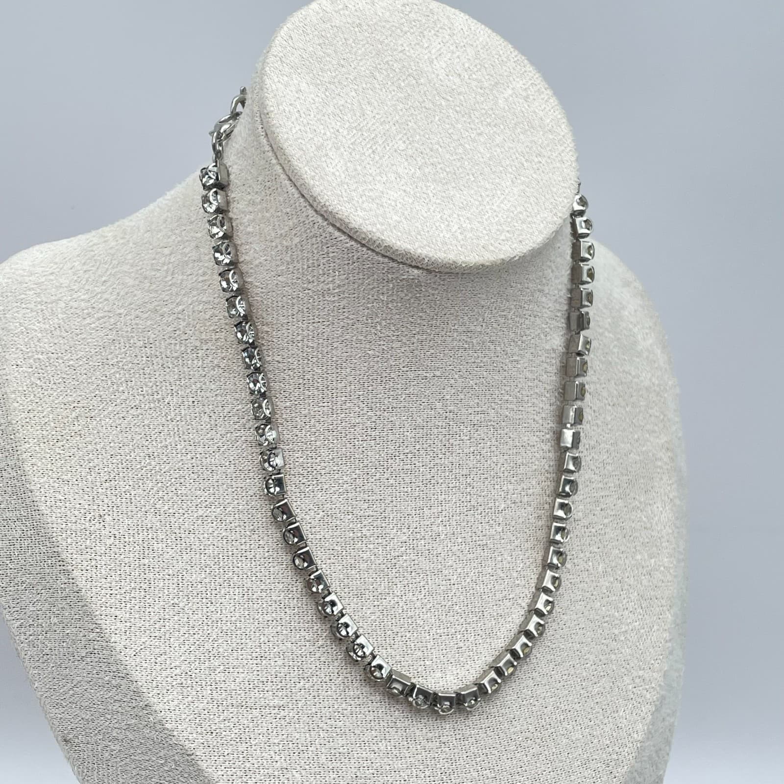 Vintage Silver-Tone Box Chain Prong Rhinestone Tennis Choker Rivière Necklace - Thumbnail 4