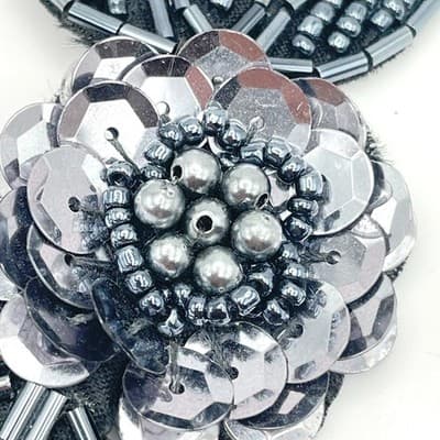 Vintage Black Sequins Seed Beaded Cluster Leaves Floral Appliqué Brooch Pin - Thumbnail 2