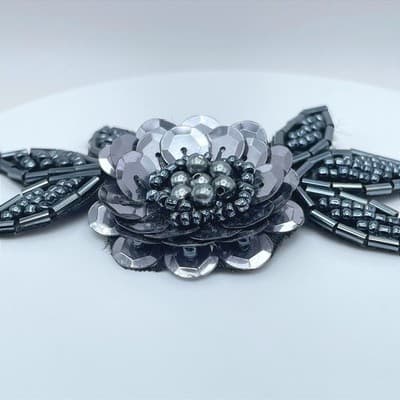 Vintage Black Sequins Seed Beaded Cluster Leaves Floral Appliqué Brooch Pin - Thumbnail 6