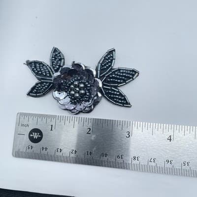 Vintage Black Sequins Seed Beaded Cluster Leaves Floral Appliqué Brooch Pin - Thumbnail 8