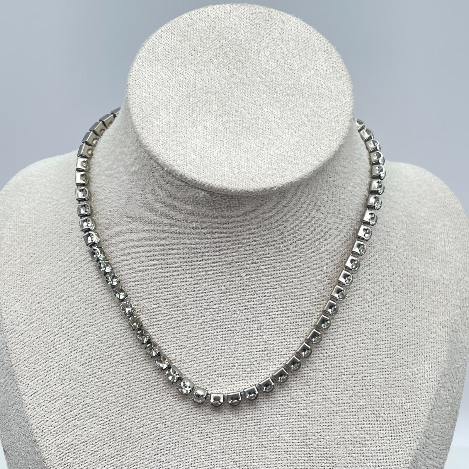 Vintage Silver-Tone Prong Crystal Rhinestone Tennis-Style Choker Necklace - Thumbnail 5