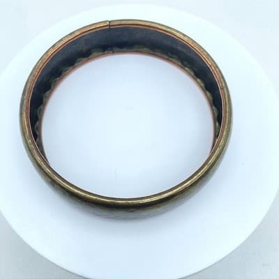 VTG Gold-Tone Hammered Metal Patina Finish Wide Cuff Bangle Stacking Bracelet - Thumbnail 2