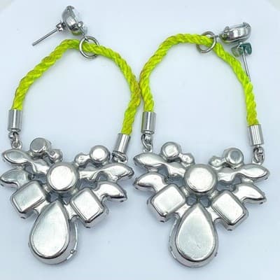 Silver-Tone Neon Green Cord Wing-Shape Clear Rhinestones Statement Drop Earrings - Thumbnail 3
