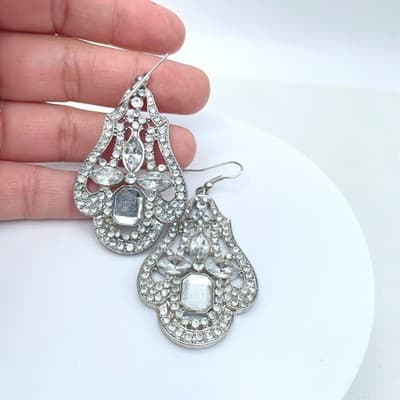 Silver-Tone Crystal Rhinestone Embellish Art Deco Style Chandelier Drop Earrings - Thumbnail 6