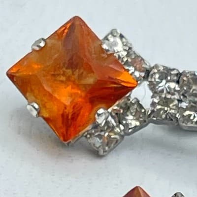 VTG Silver-Tone Rhinestone Amber-Colored Square-Cut Deep Glass Stud Earrings - Thumbnail 3