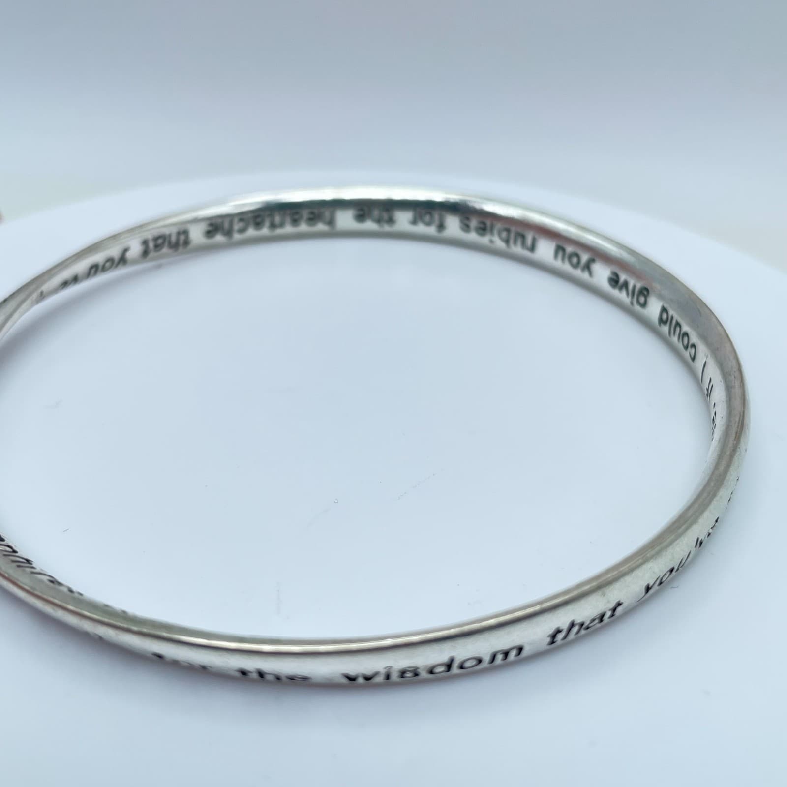 Silver-Tone Engraved Text "St. Francis Prayer" Mobius Strip Inscription Bangle - Thumbnail 4