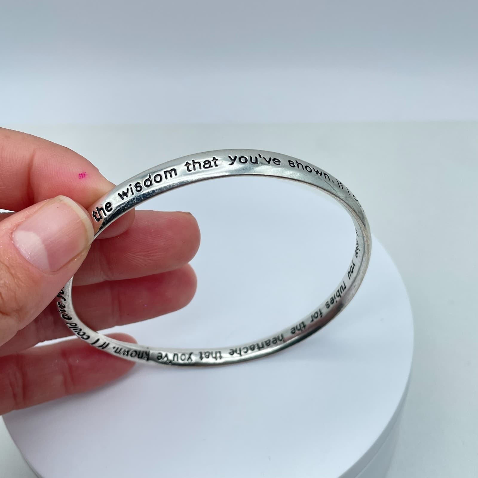 Silver-Tone Engraved Text "St. Francis Prayer" Mobius Strip Inscription Bangle - Thumbnail 5