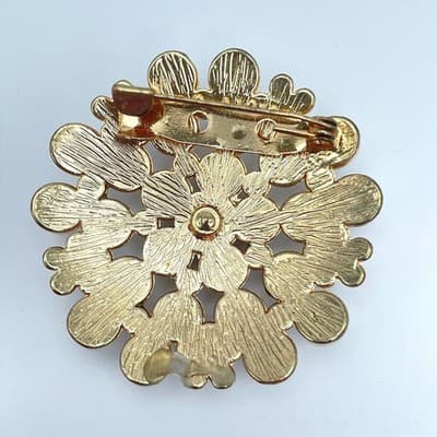 Gold-Tone Cluster Mother of Pearls Rhinestone Embellished Flower-Shaped Brooch - Thumbnail 2