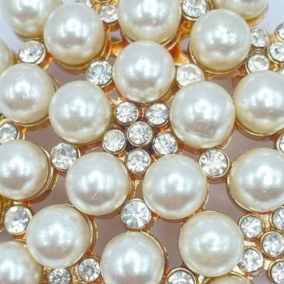 Gold-Tone Cluster Mother of Pearls Rhinestone Embellished Flower-Shaped Brooch - Thumbnail 3
