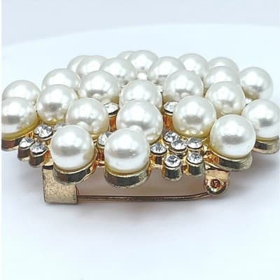 Gold-Tone Cluster Mother of Pearls Rhinestone Embellished Flower-Shaped Brooch - Thumbnail 5