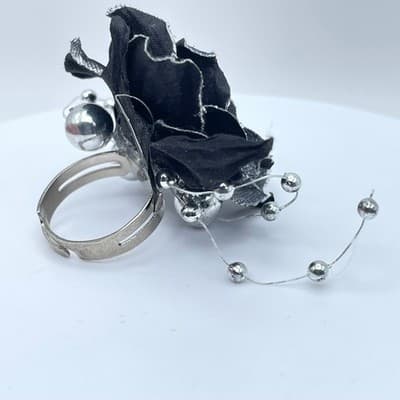 Gothic Glamour Dark Gray Artisan Metal Fring Sinamay Rose Flower Cocktail Ring - Thumbnail 8