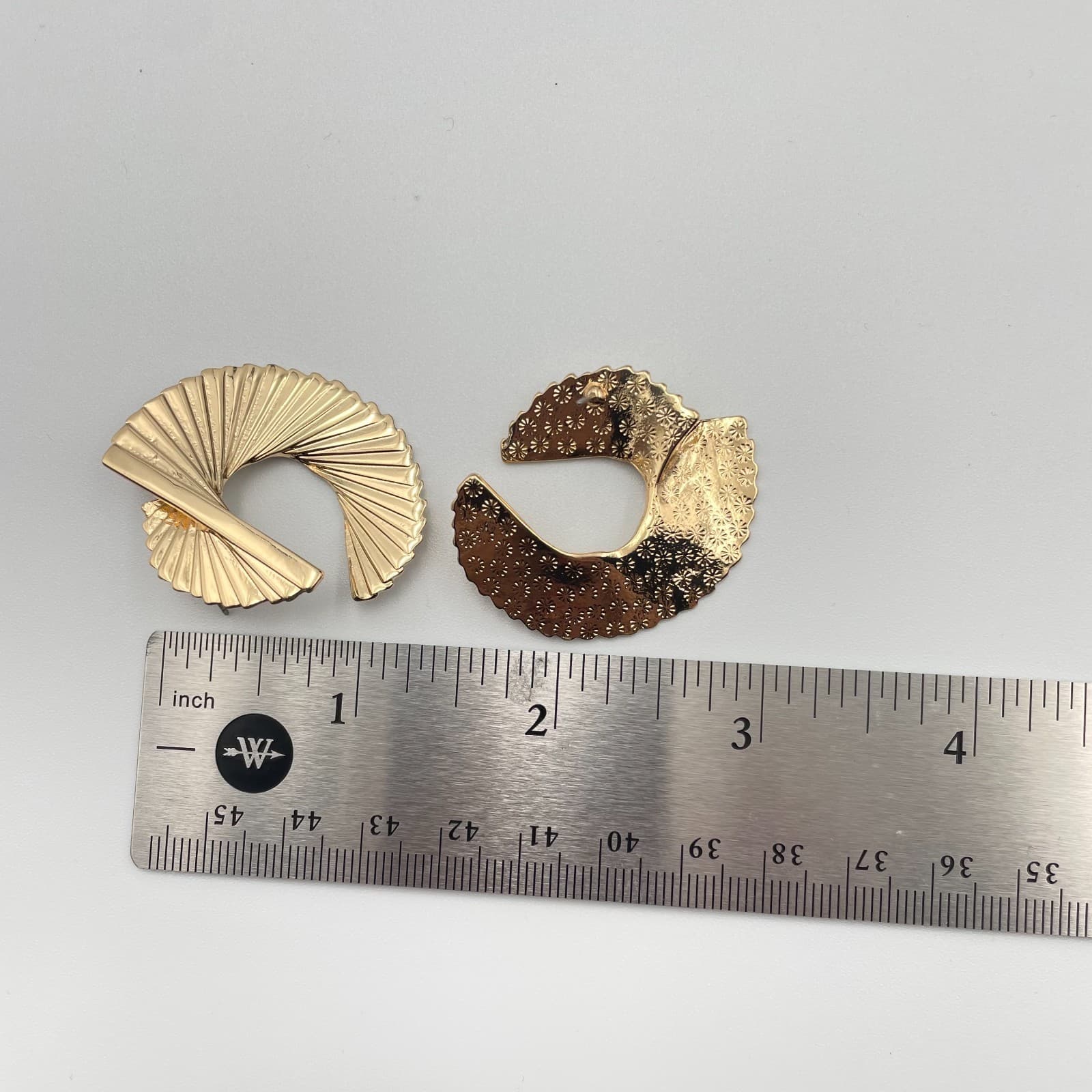 Vintage 80s Gold Tone Abstract Ribbon Fan Statement Dangle Earrings Jewelry - Thumbnail 11