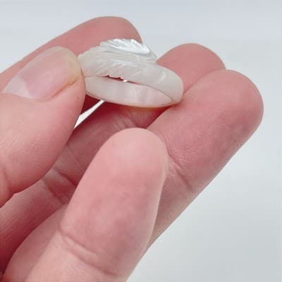 Vintage Handcrafted White Classic Fashion Leaf Feather-Carved Band Ring - Thumbnail 2