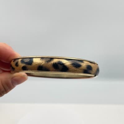 Vintage 90s Leopard Print Bangle Bracelet Gold Tone Boho Classic Fashion Jewelry - Thumbnail 6