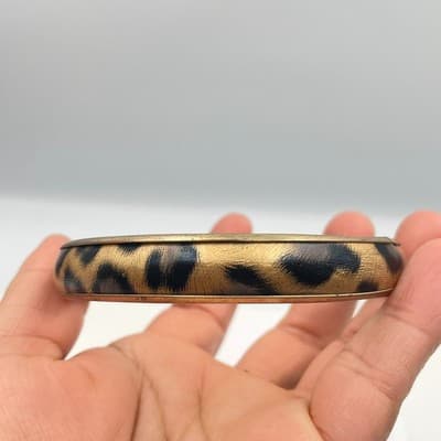 Vintage 90s Leopard Print Bangle Bracelet Gold Tone Boho Classic Fashion Jewelry - Thumbnail 4