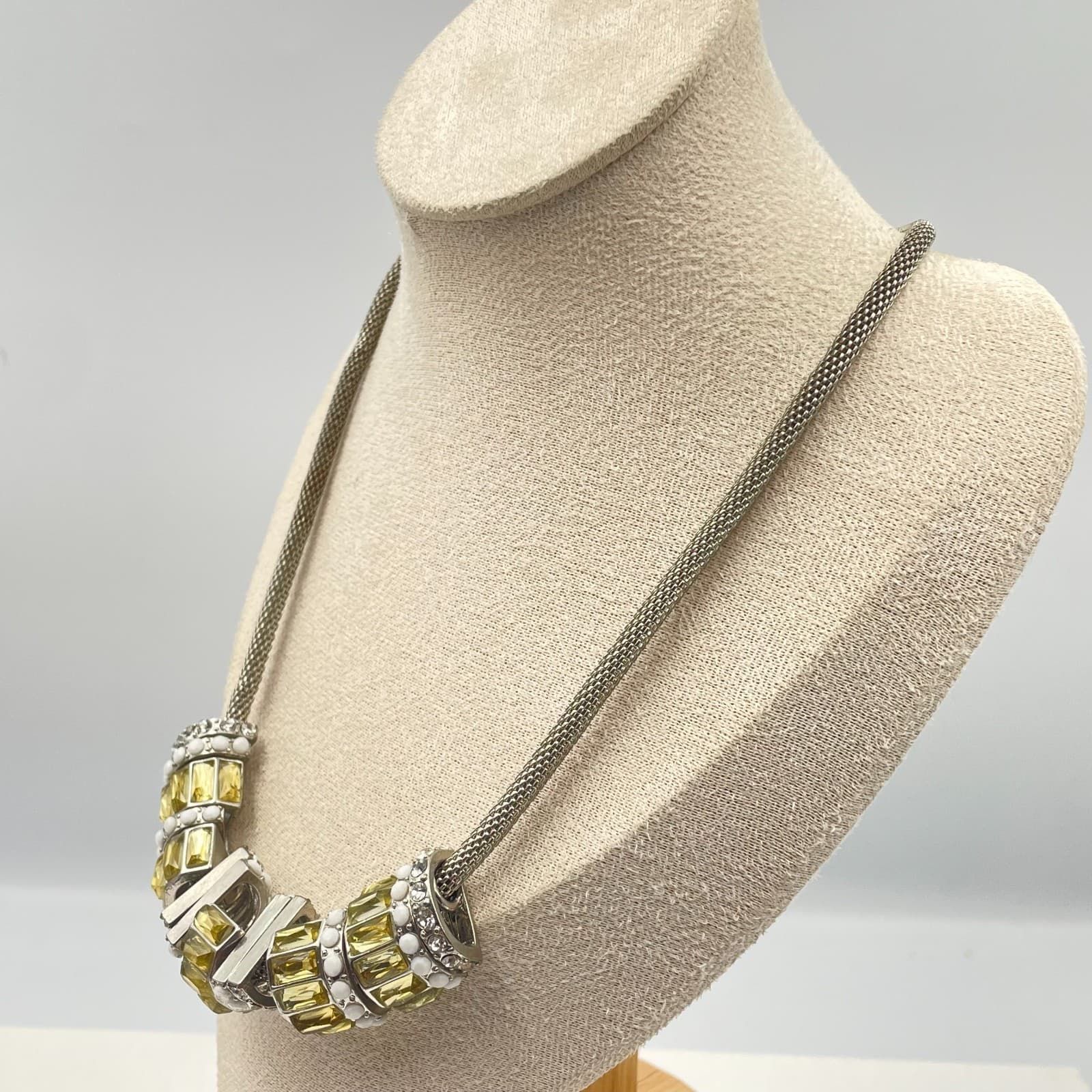 Vintage 90s Silver Tone Mesh Necklace Yellow Glass Baguette Chunky Statement - Thumbnail 4