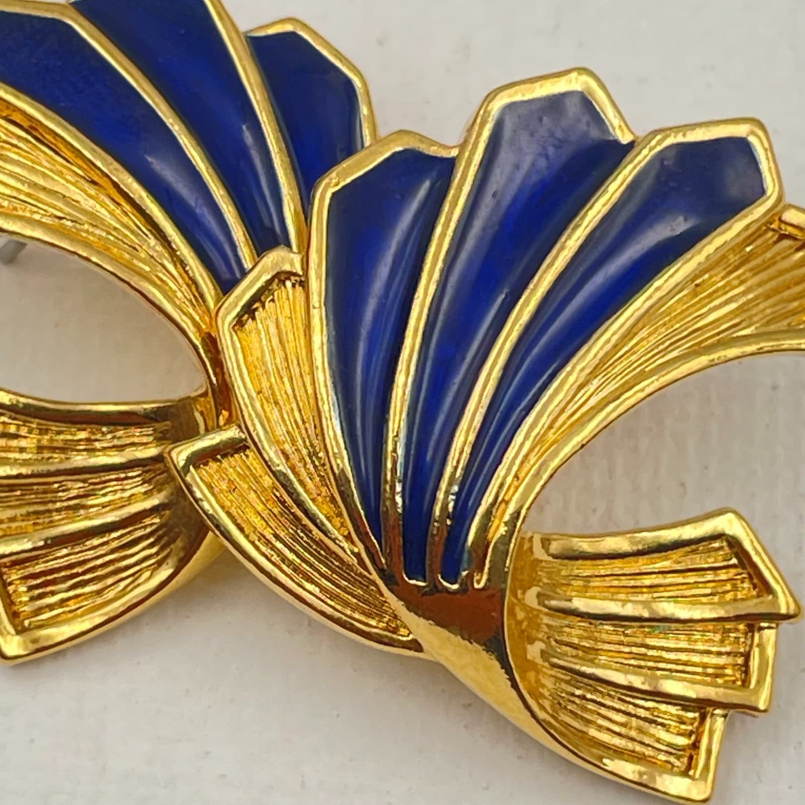 Vintage 80s Gold Tone Blue Enamel Art Deco Fan Stud Earrings Fashion Jewelry - Thumbnail 5