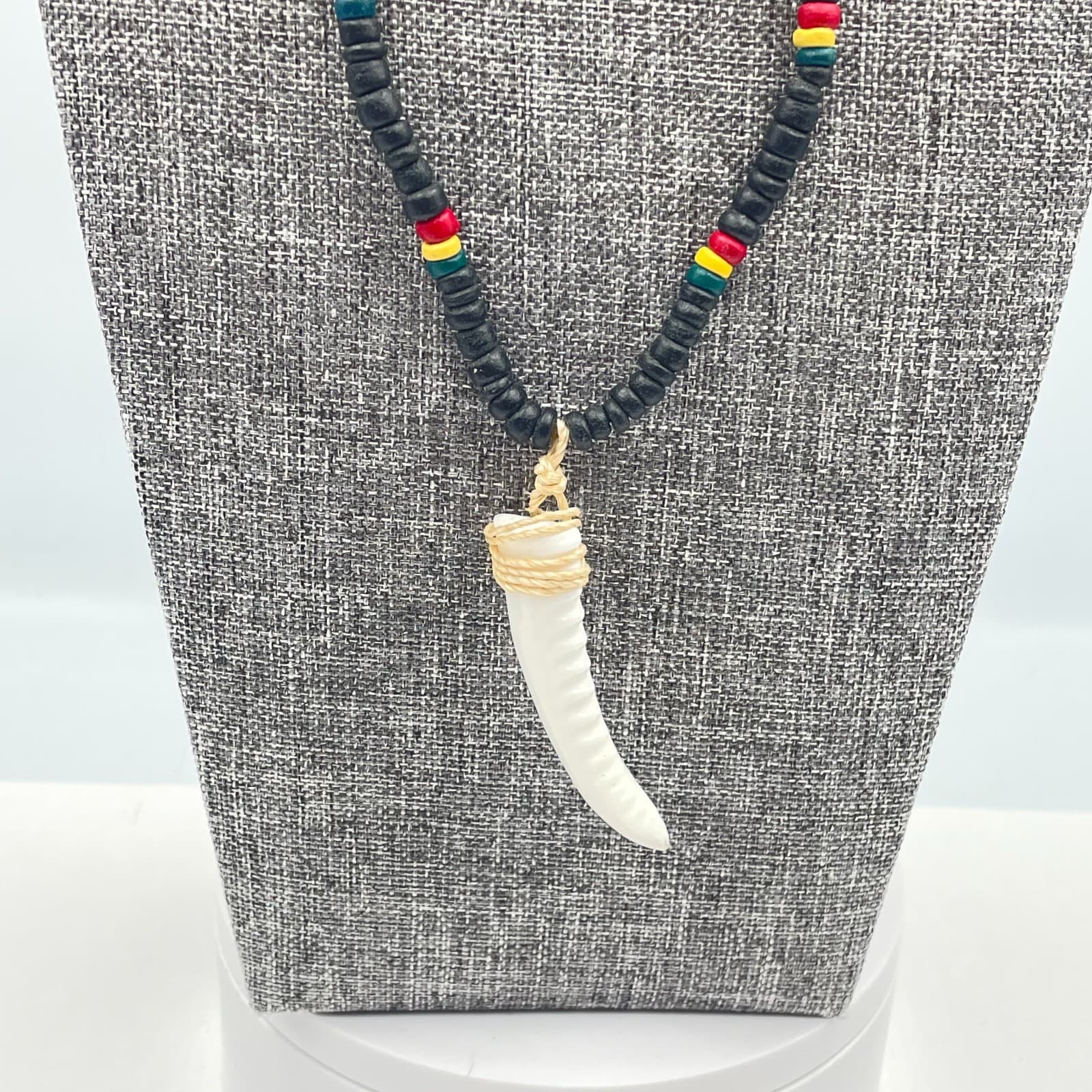 Vintage 90s Boho Black Bead Necklace White Horn Pendant Rasta Colors Jewelry - Thumbnail 4