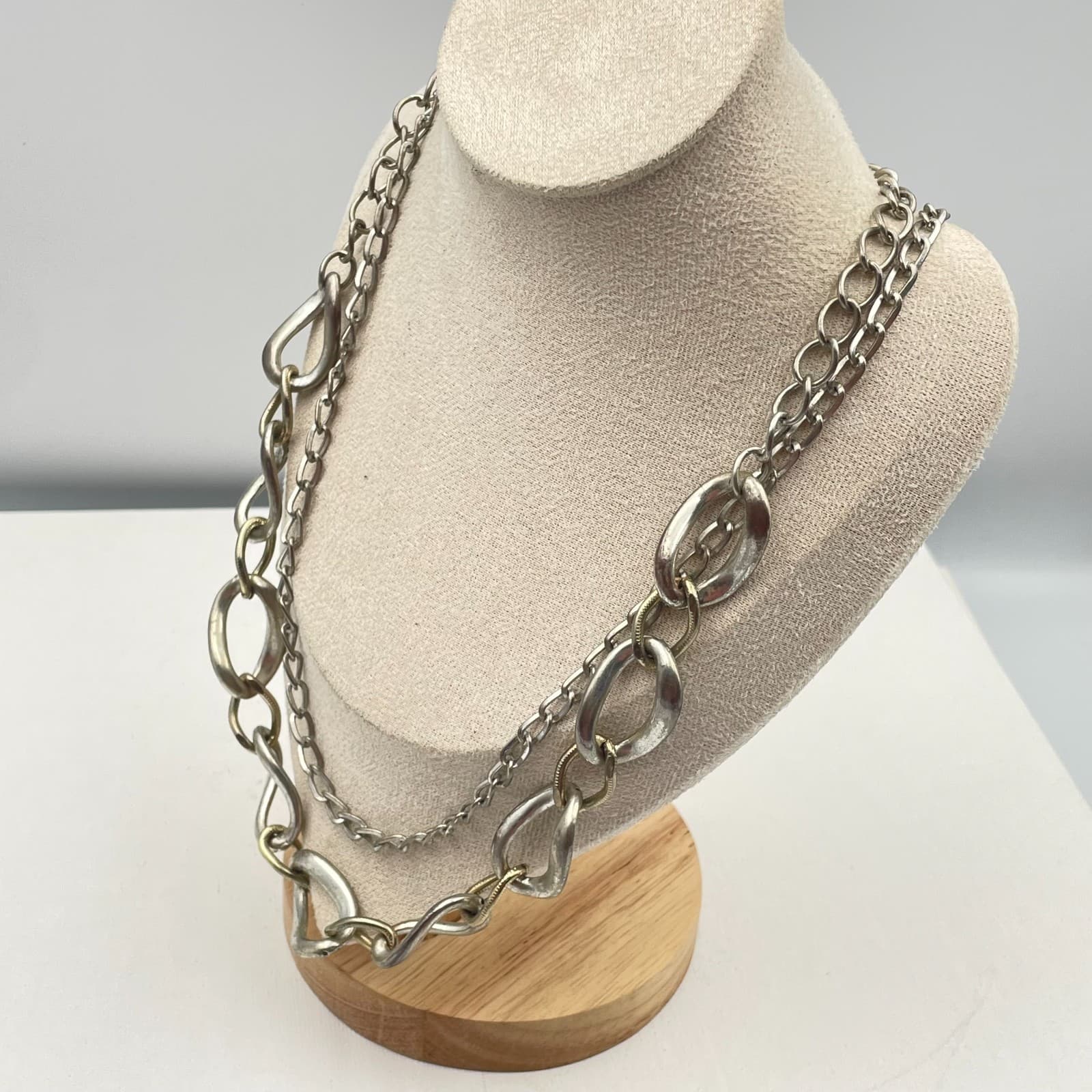 Vintage Y2K Avenue Silver Tone Double Strand Chain Necklace Statement Jewelry - Thumbnail 6