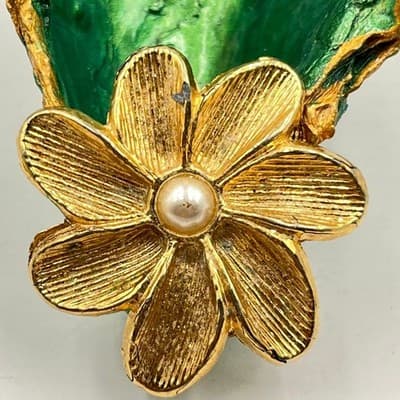 Vintage Faux Pearl Flower Oyster Shell Trinket Dish Green & Gold Jewelry Holder - Thumbnail 5