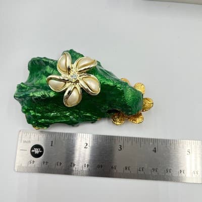 Vintage Faux Pearl Flower Oyster Shell Trinket Dish Green & Gold Jewelry Holder - Thumbnail 7