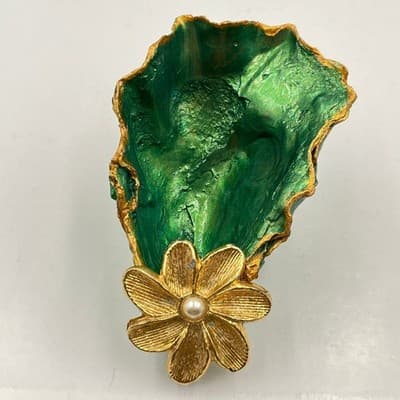 Vintage Faux Pearl Flower Oyster Shell Trinket Dish Green & Gold Jewelry Holder - Thumbnail 4