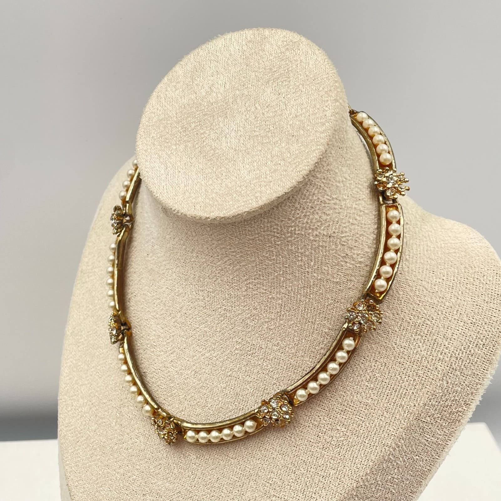 Vintage 90s Gold Tone Faux Pearl Glass Choker Necklace Women's Fashion Jewelry - Thumbnail 5