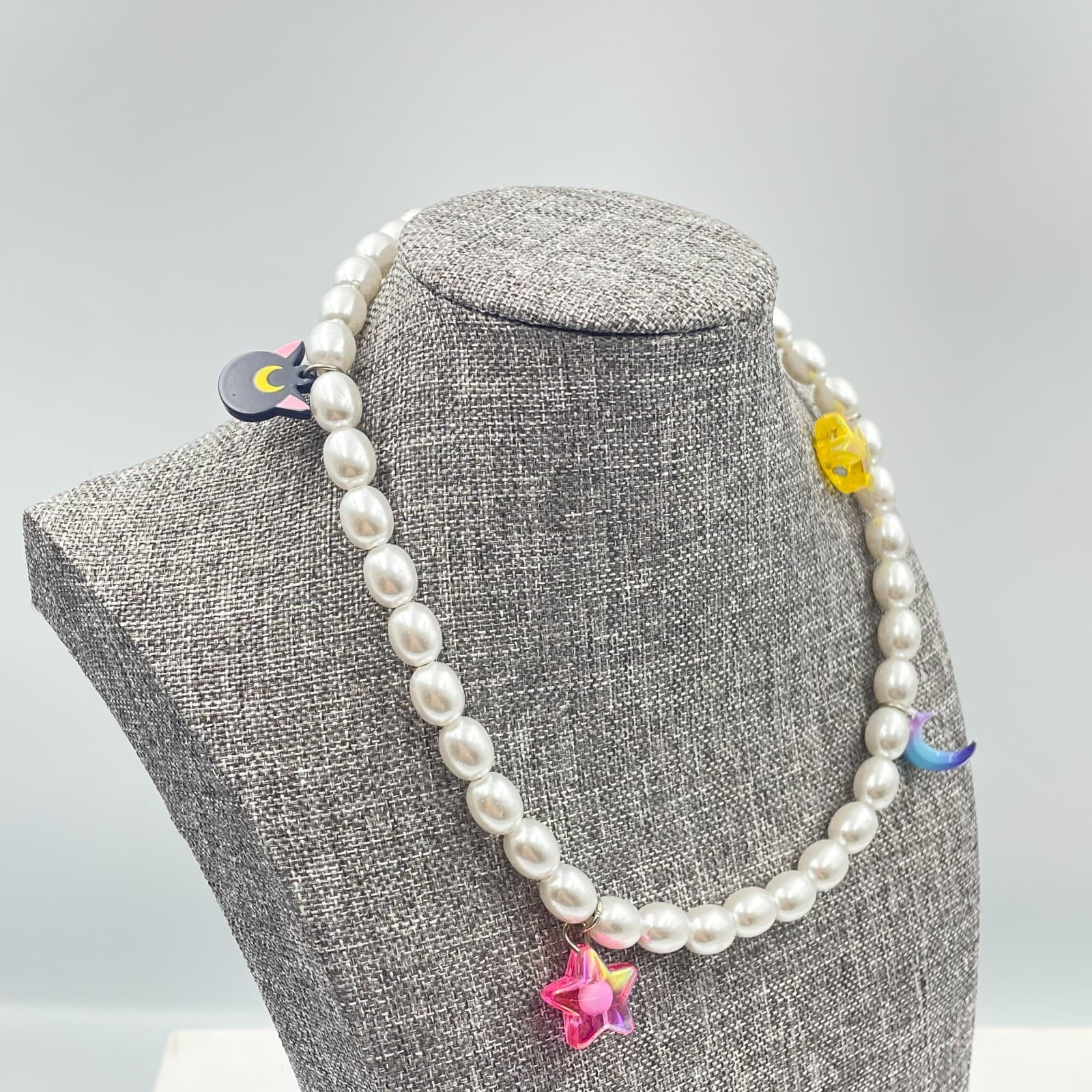 Sailor Moon x CASETiFY Pearl Phone Charm Strap Lanyard Star Moon Limited Edition - Thumbnail 2