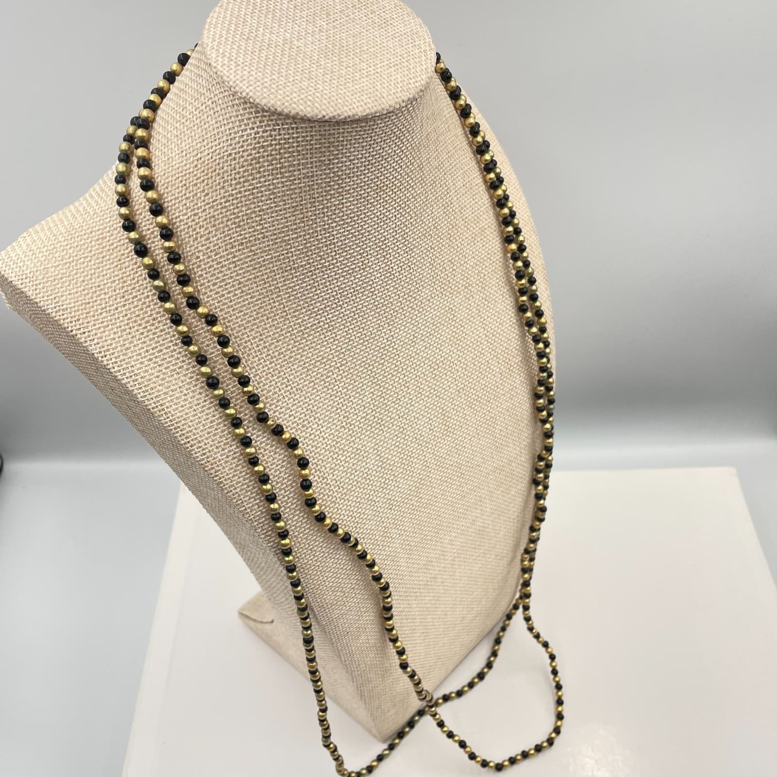Vintage Style Long Black Gold Beaded Necklace Endless Strand Costume Jewelry - Thumbnail 4